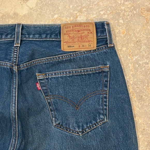 Vintage Levi 501XX Jeans Mens 36x34 Blue Denim Regular Button Fly 90s Fits 34x31